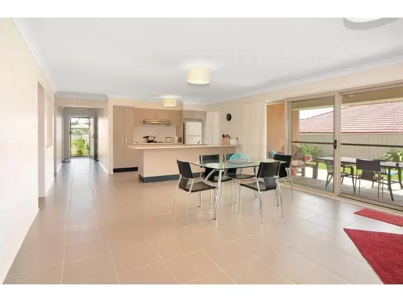 17 Warrigal Street, Nowra Sold by Integrity Real Estate - image 2