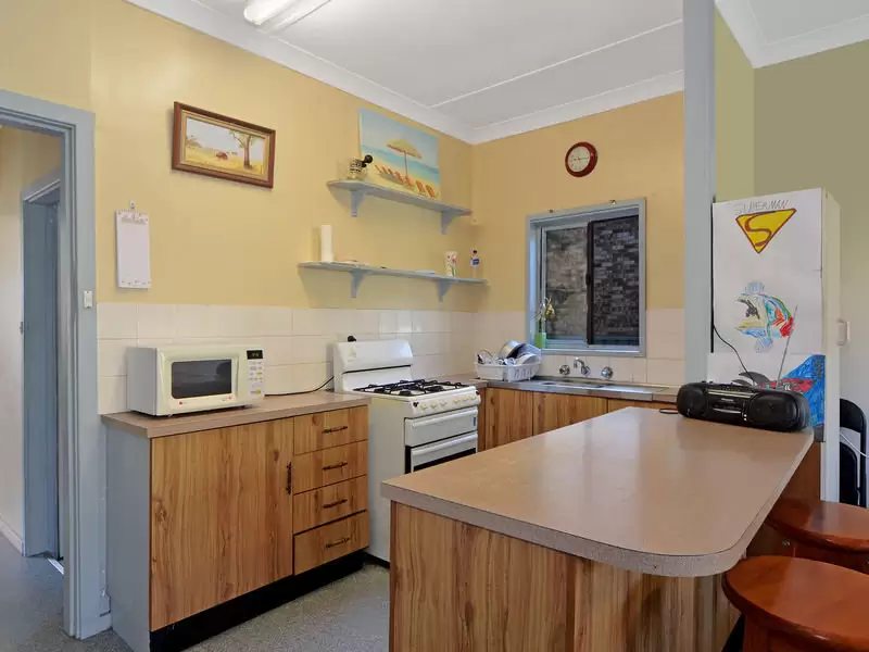 53 Comarong Street, Greenwell Point Sold by Integrity Real Estate - image 3