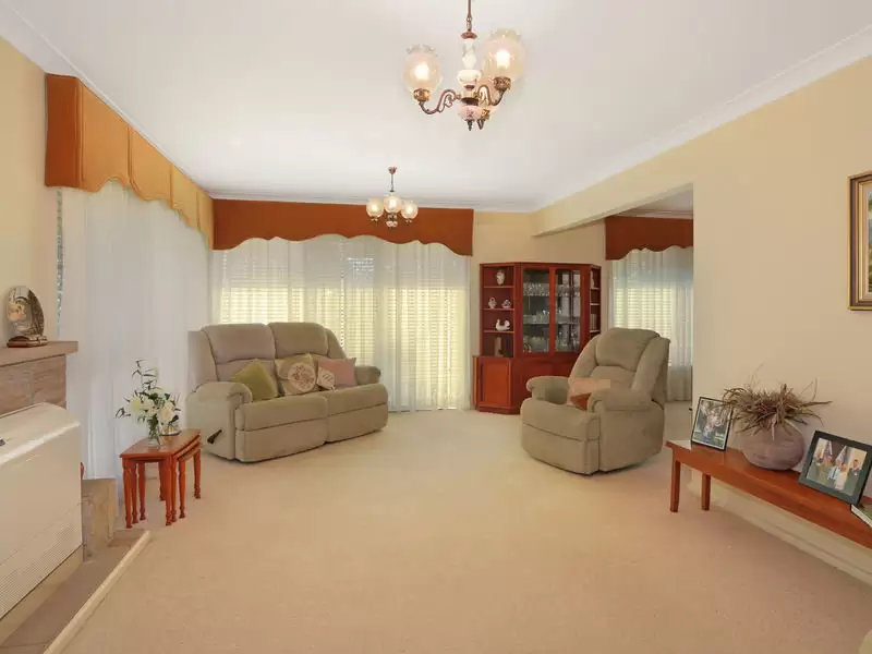 35 Walsh Crescent, North Nowra Sold by Integrity Real Estate - image 2