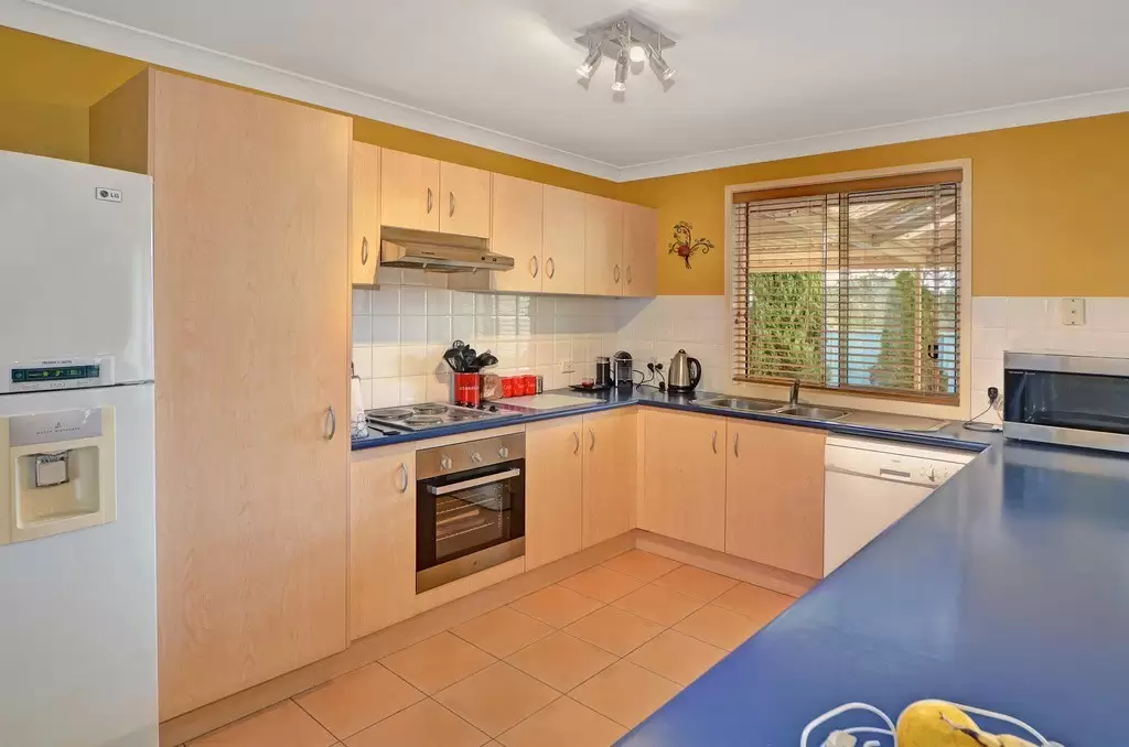 1 Robinia Way, Worrigee Sold by Integrity Real Estate - image 3