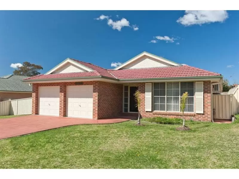 19 Kardella Avenue, Nowra Sold by Integrity Real Estate - image 1