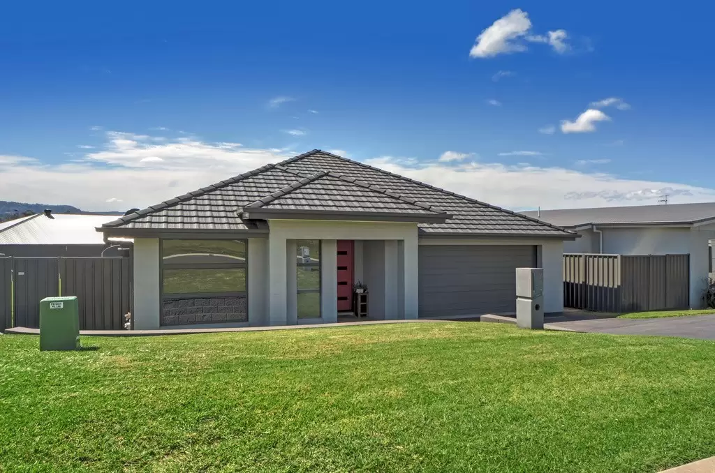 11 Banool Circuit, Bomaderry Sold by Integrity Real Estate