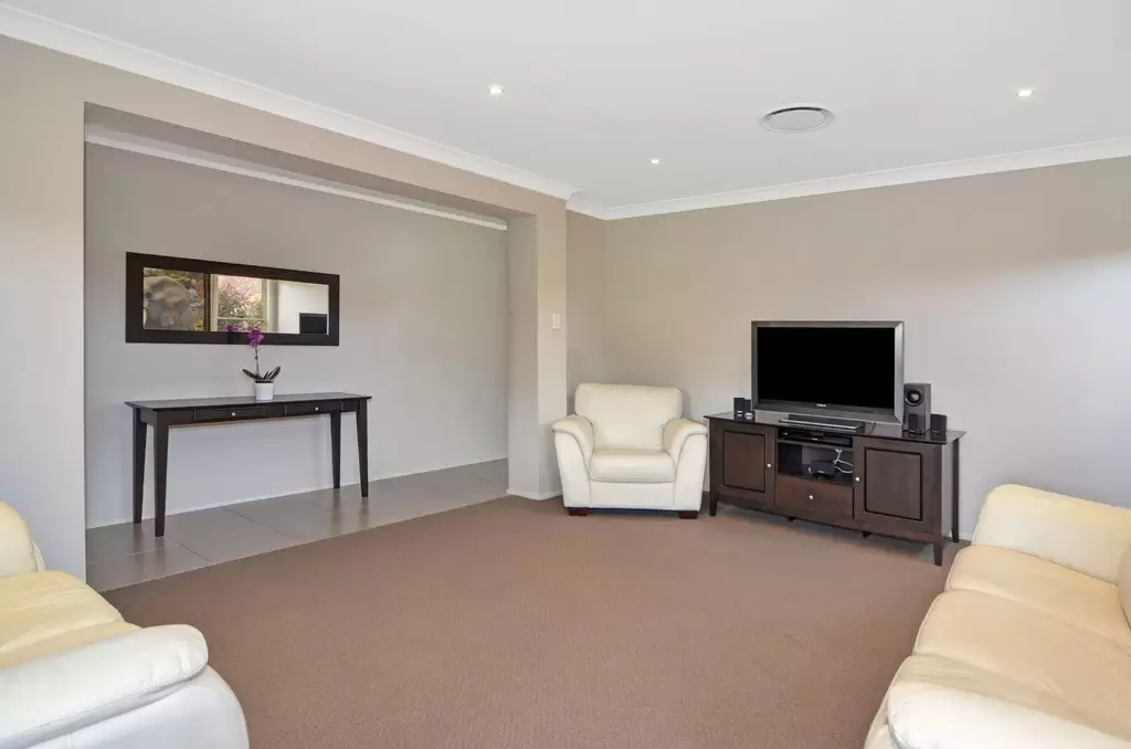 16 Emerald Drive, Meroo Meadow Sold by Integrity Real Estate - image 3