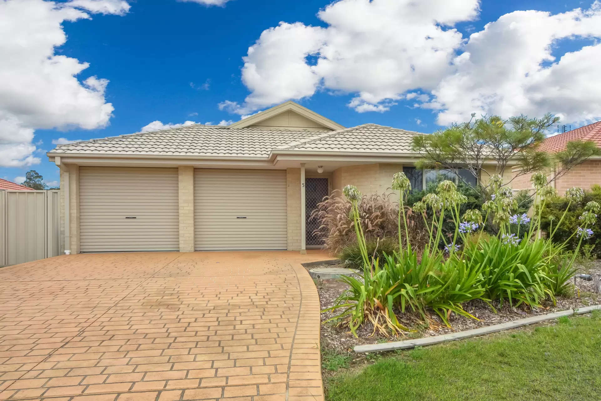 5 Neptune Place, Worrigee Sold by Integrity Real Estate - image 1