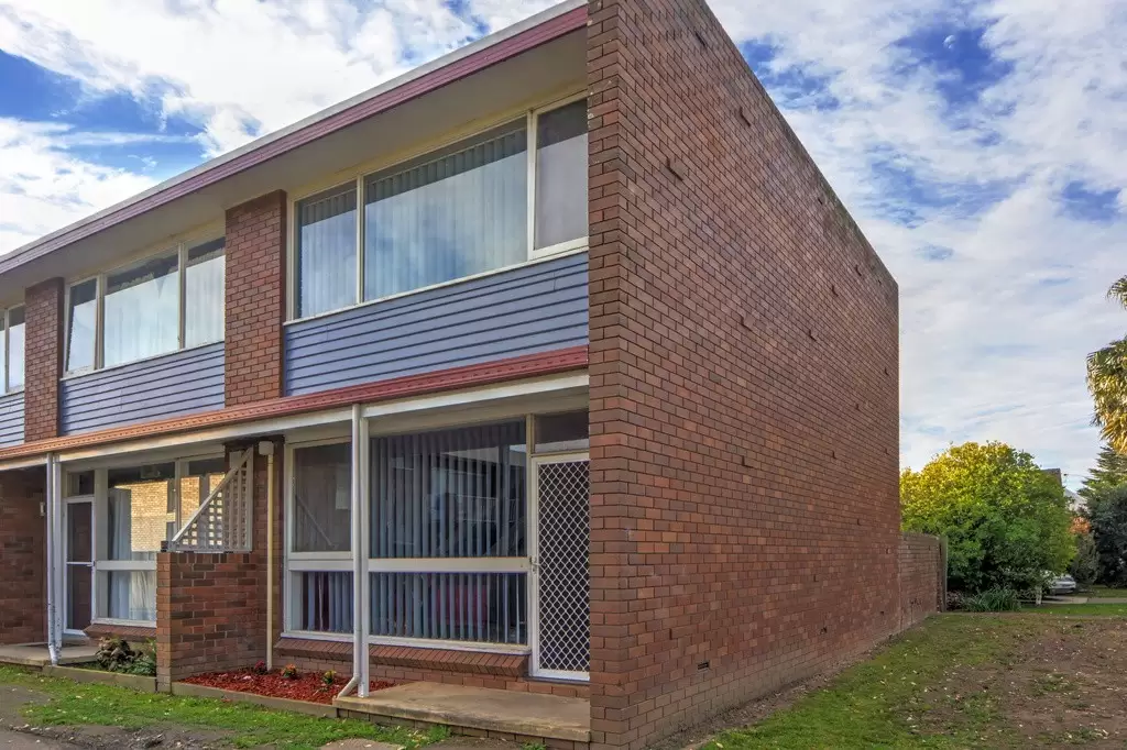 1/15 Ferry Lane, Nowra Sold by Integrity Real Estate - image 1