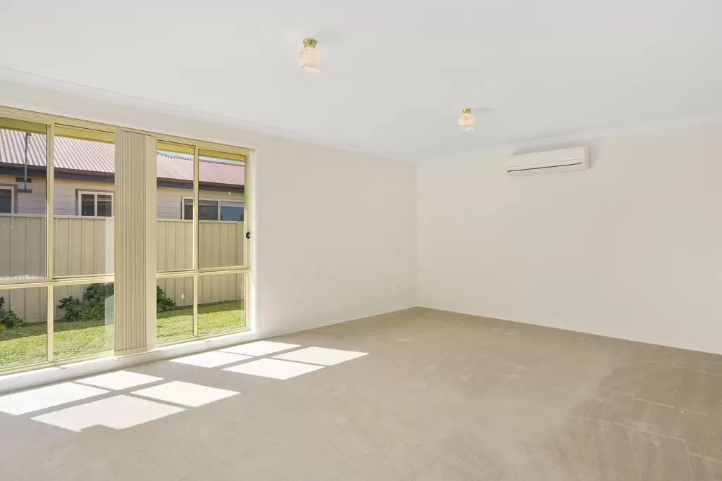 4 Stanbury Place, Worrigee Sold by Integrity Real Estate - image 2