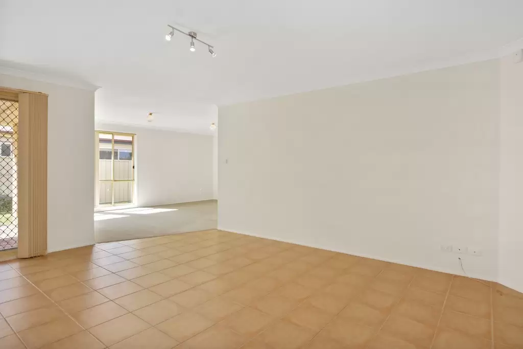 4 Stanbury Place, Worrigee Sold by Integrity Real Estate - image 4