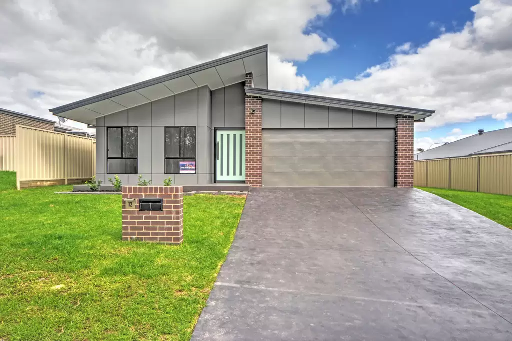 12 Alata Crescent, South Nowra Sold by Integrity Real Estate - image 1