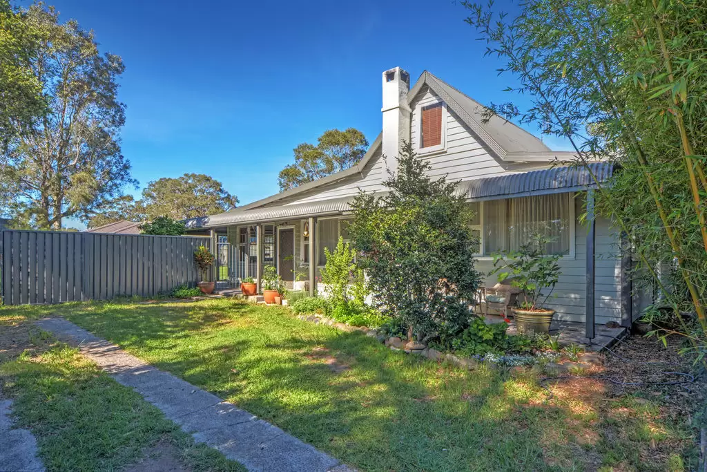 102 Greenwell Point Road, Worrigee Sold by Integrity Real Estate - image 1
