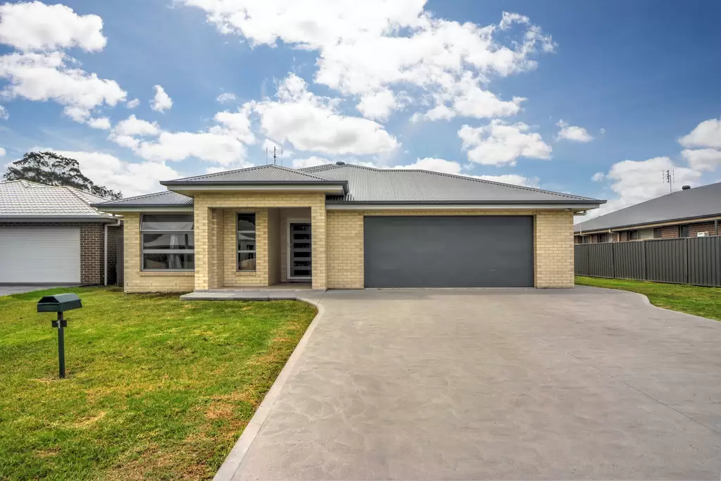 1 Bowerbird Street, South Nowra Sold by Integrity Real Estate