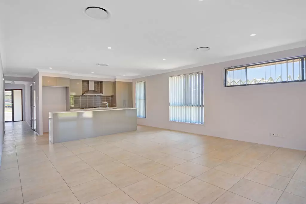 8 Turnstone Vista, South Nowra Sold by Integrity Real Estate - image 2