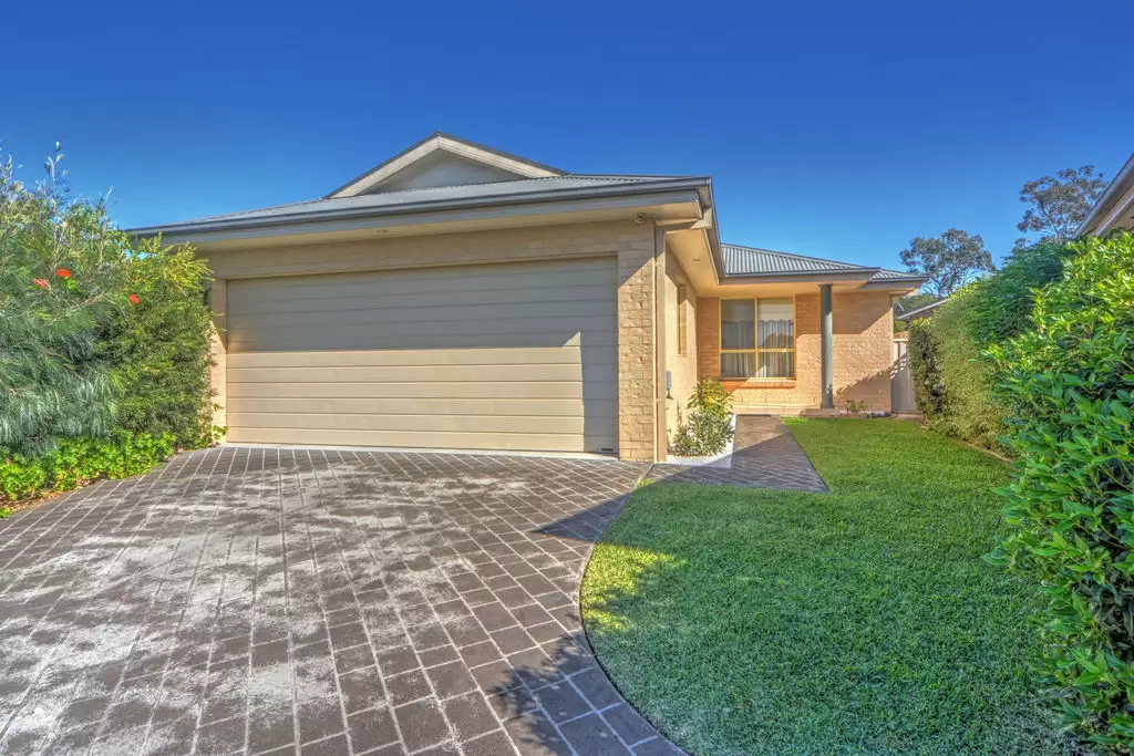 69 Lyndhurst Drive, Bomaderry Sold by Integrity Real Estate - image 1