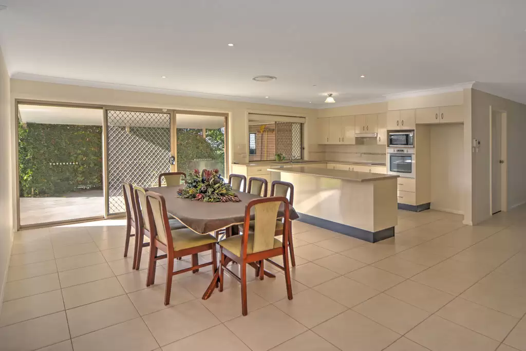 16 Barbata Grove, South Nowra Sold by Integrity Real Estate - image 3