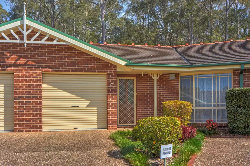 7/8 Regent Place, Bomaderry Sold by Integrity Real Estate - image 1