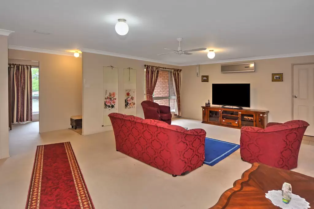 3 Arnheim Place, North Nowra Sold by Integrity Real Estate - image 1