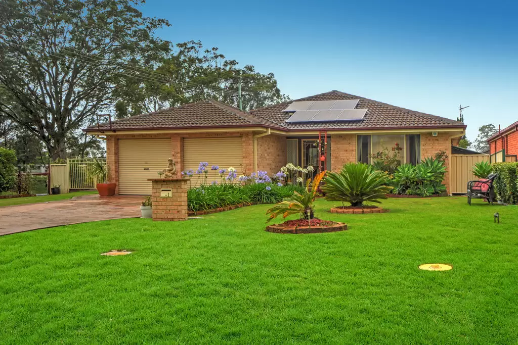 1 Golden Grove, Worrigee Sold by Integrity Real Estate - image 1