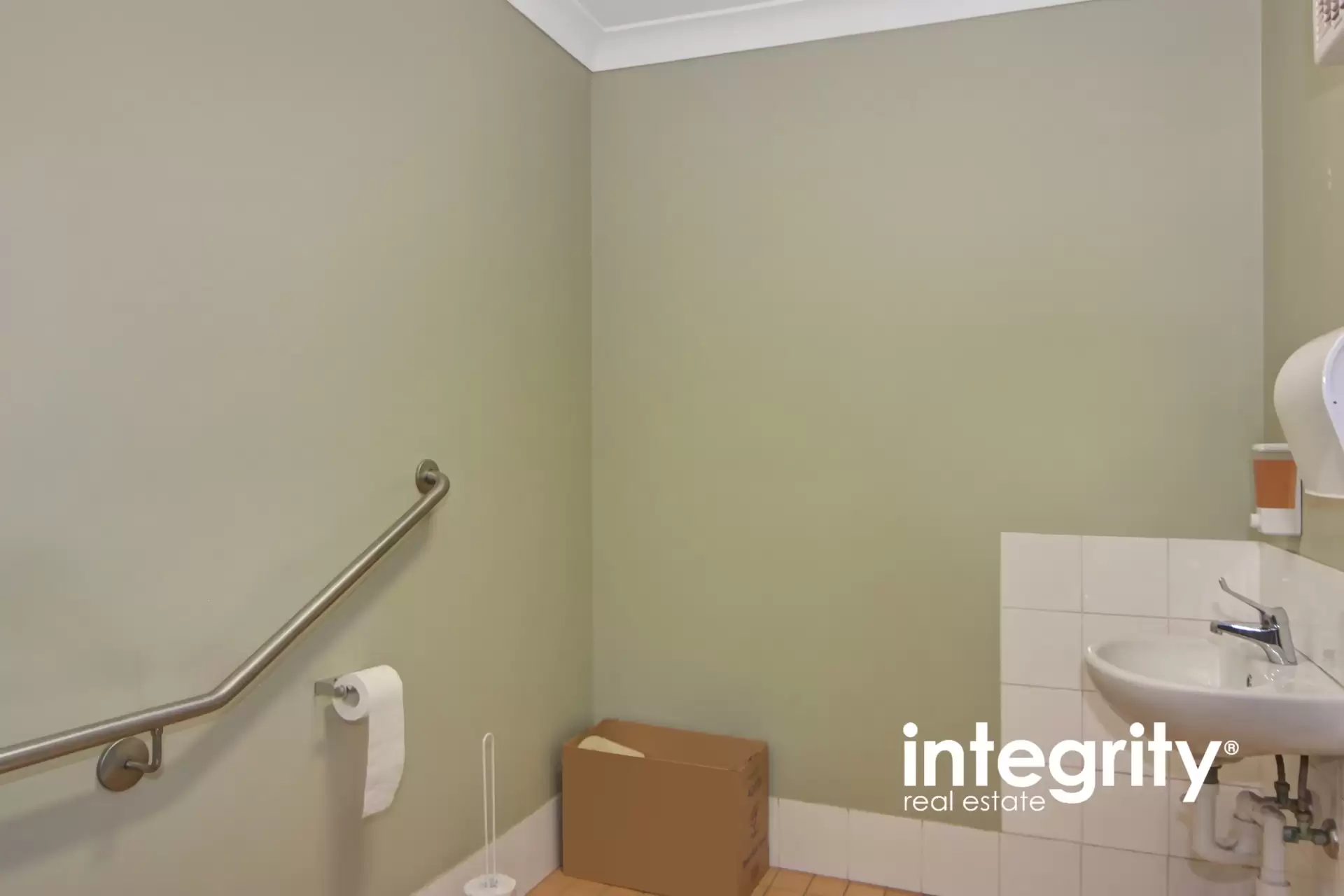 19 Cumberland Avenue, South Nowra Sold by Integrity Real Estate - image 7