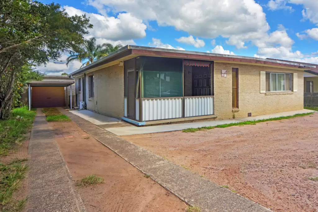 64 Hillcrest Avenue, South Nowra Sold by Integrity Real Estate - image 2