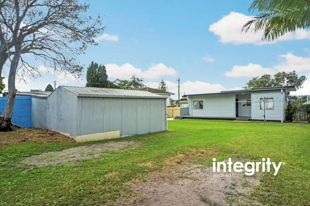 23 Meroo Street, Bomaderry Sold by Integrity Real Estate - image 2