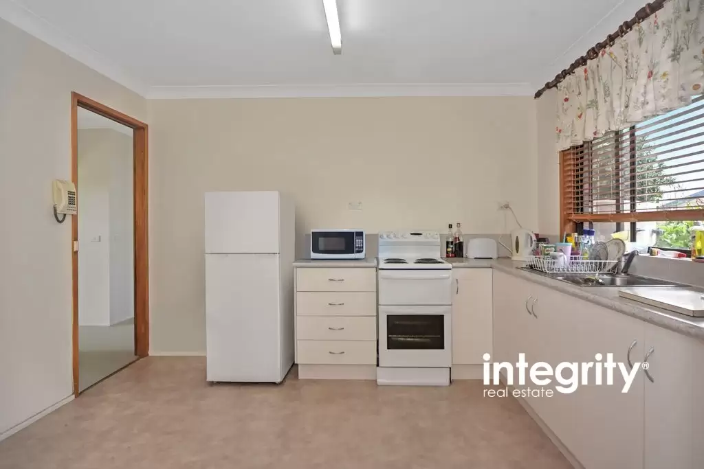 1 Birkdale Grove, Bomaderry Sold by Integrity Real Estate - image 2