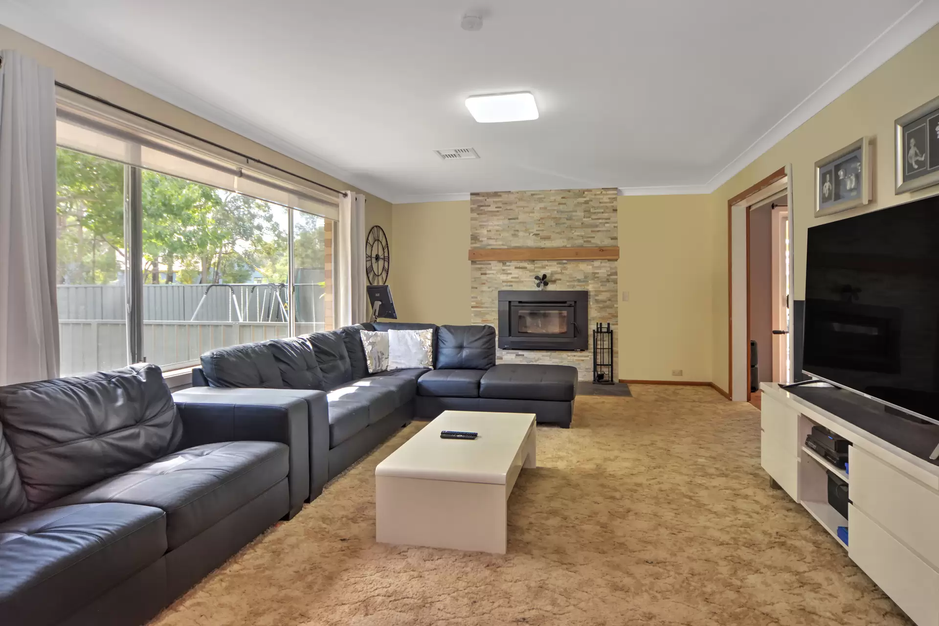 13 Bernadette Avenue, Nowra Sold by Integrity Real Estate - image 5