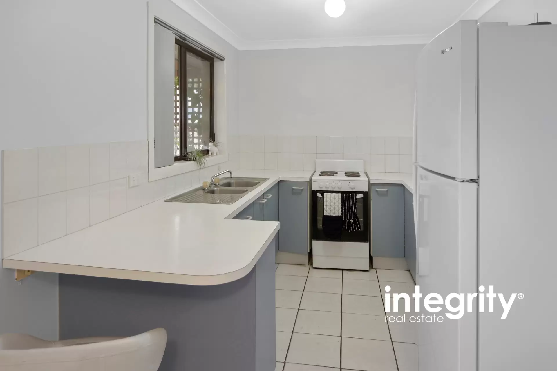 8 Beyeri Avenue, West Nowra Sold by Integrity Real Estate - image 2