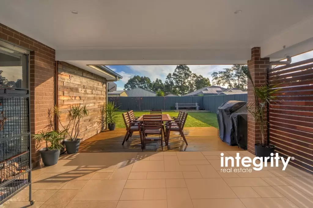 8 Firetail Street, South Nowra Sold by Integrity Real Estate - image 3