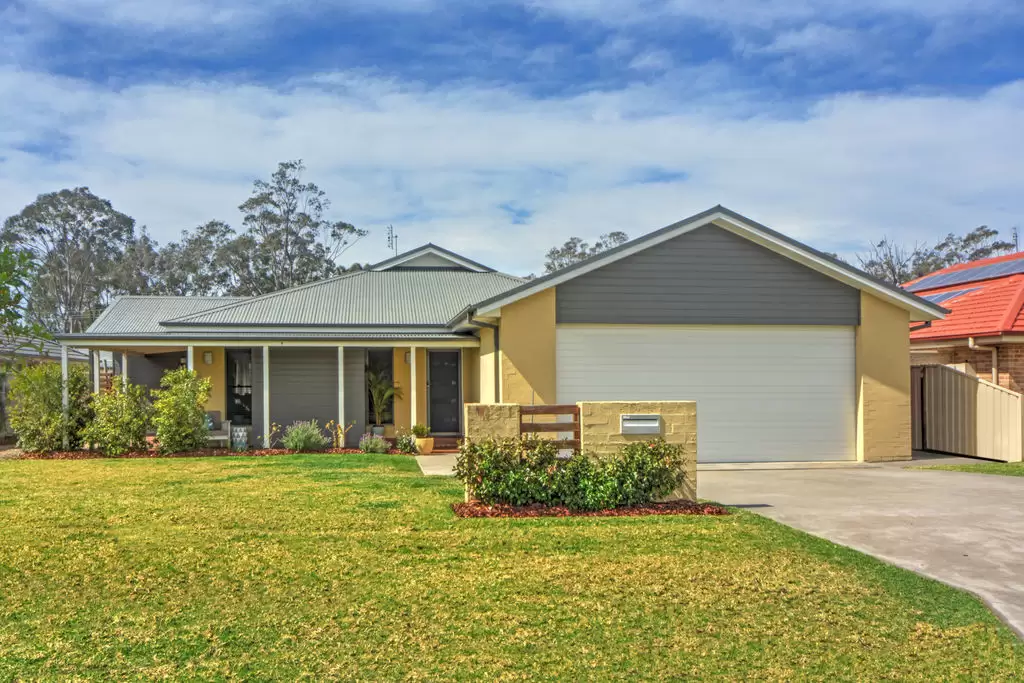 137 Rayleigh Drive, Worrigee Sold by Integrity Real Estate - image 1