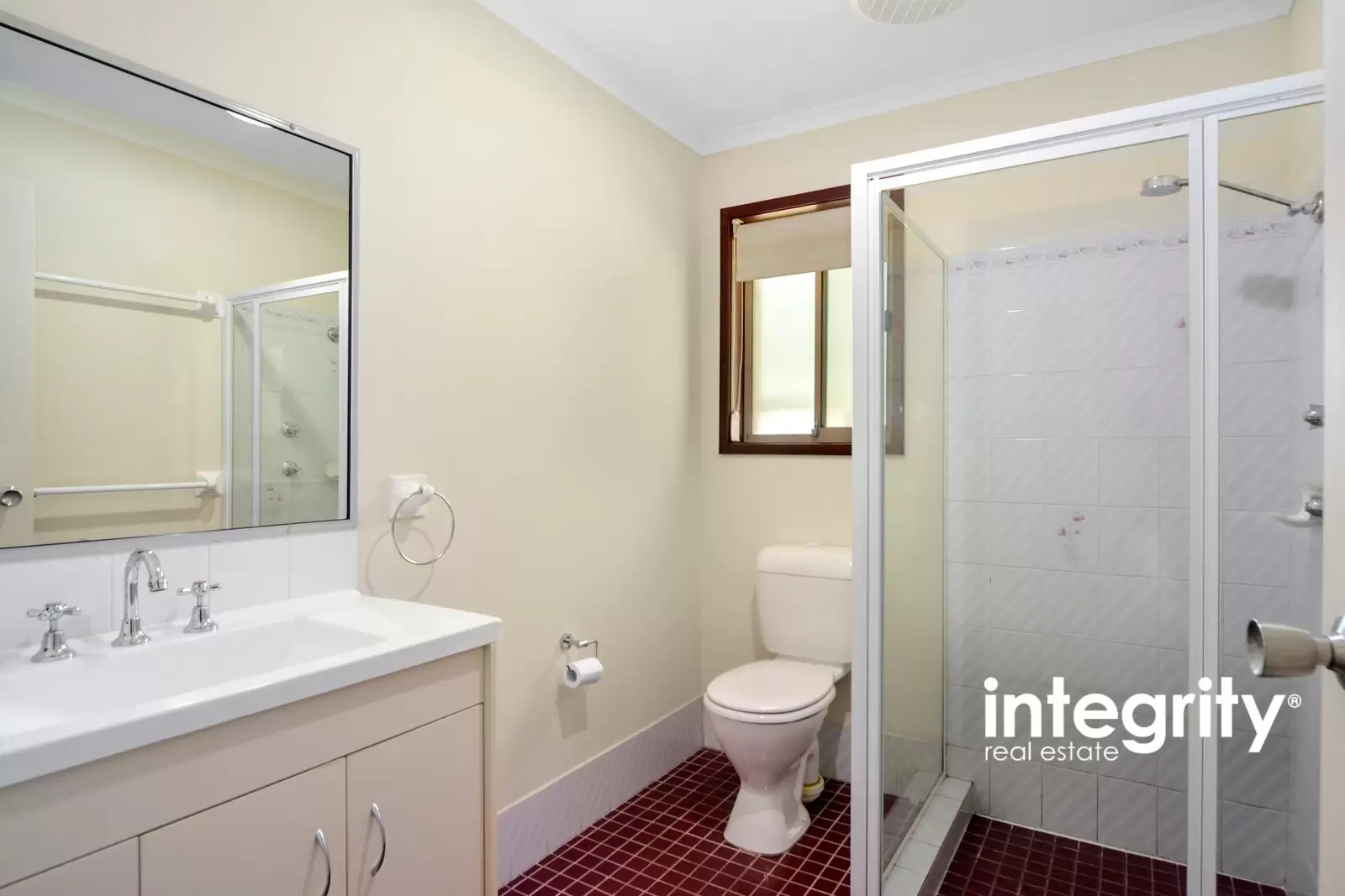 6/6 Carisbrooke Close, Bomaderry Sold by Integrity Real Estate - image 7