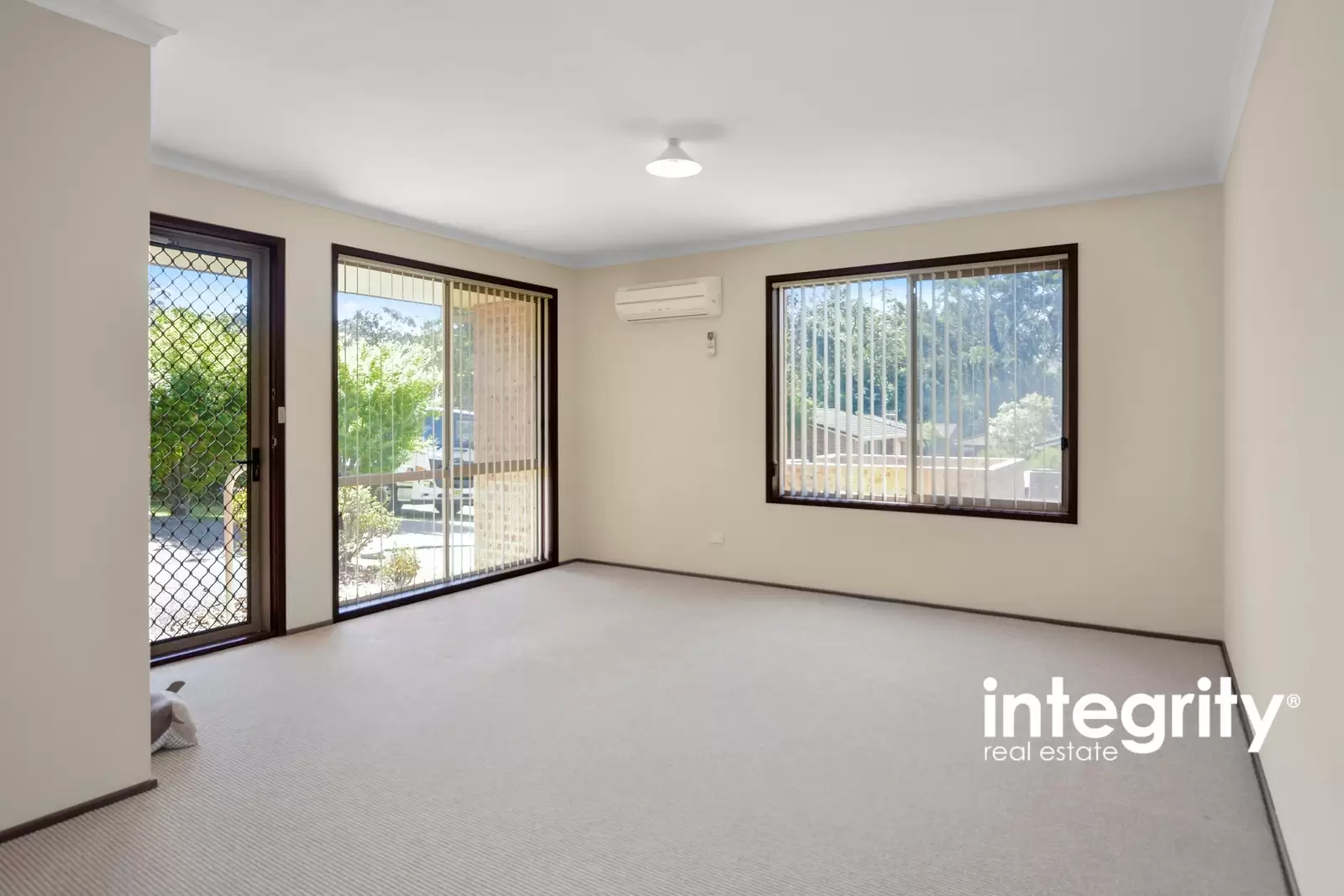 6/6 Carisbrooke Close, Bomaderry Sold by Integrity Real Estate - image 3