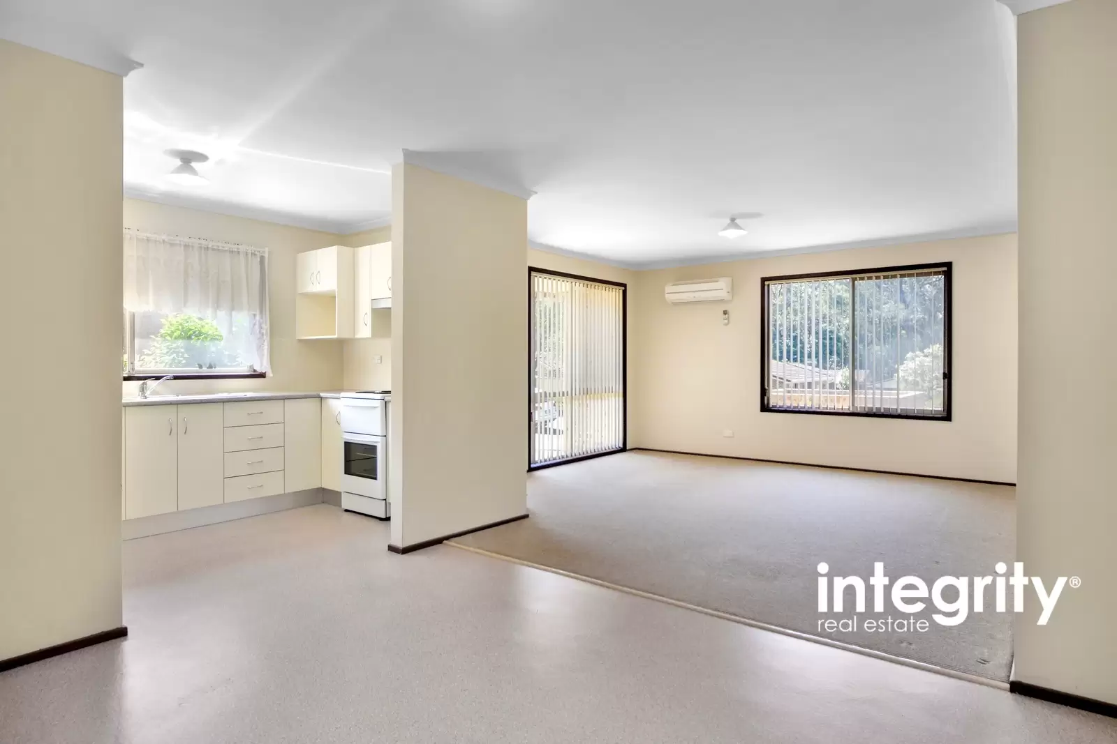 6/6 Carisbrooke Close, Bomaderry Sold by Integrity Real Estate - image 4