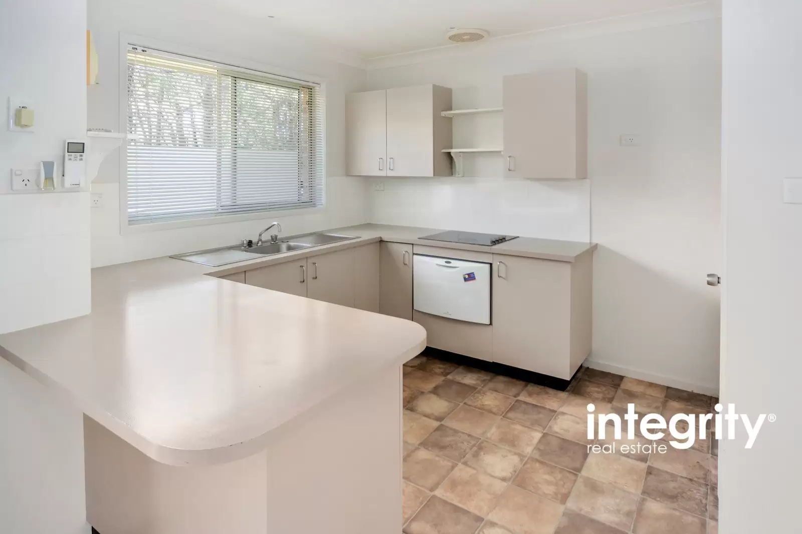 1/5 Elwin Court, North Nowra Sold by Integrity Real Estate - image 2