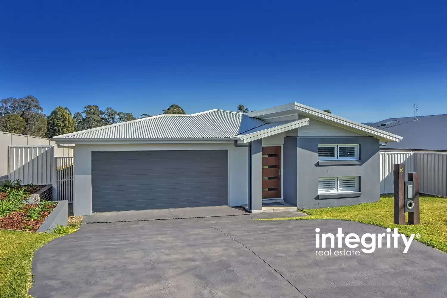 16 Jindalee Crescent, Nowra Sold by Integrity Real Estate - image 1