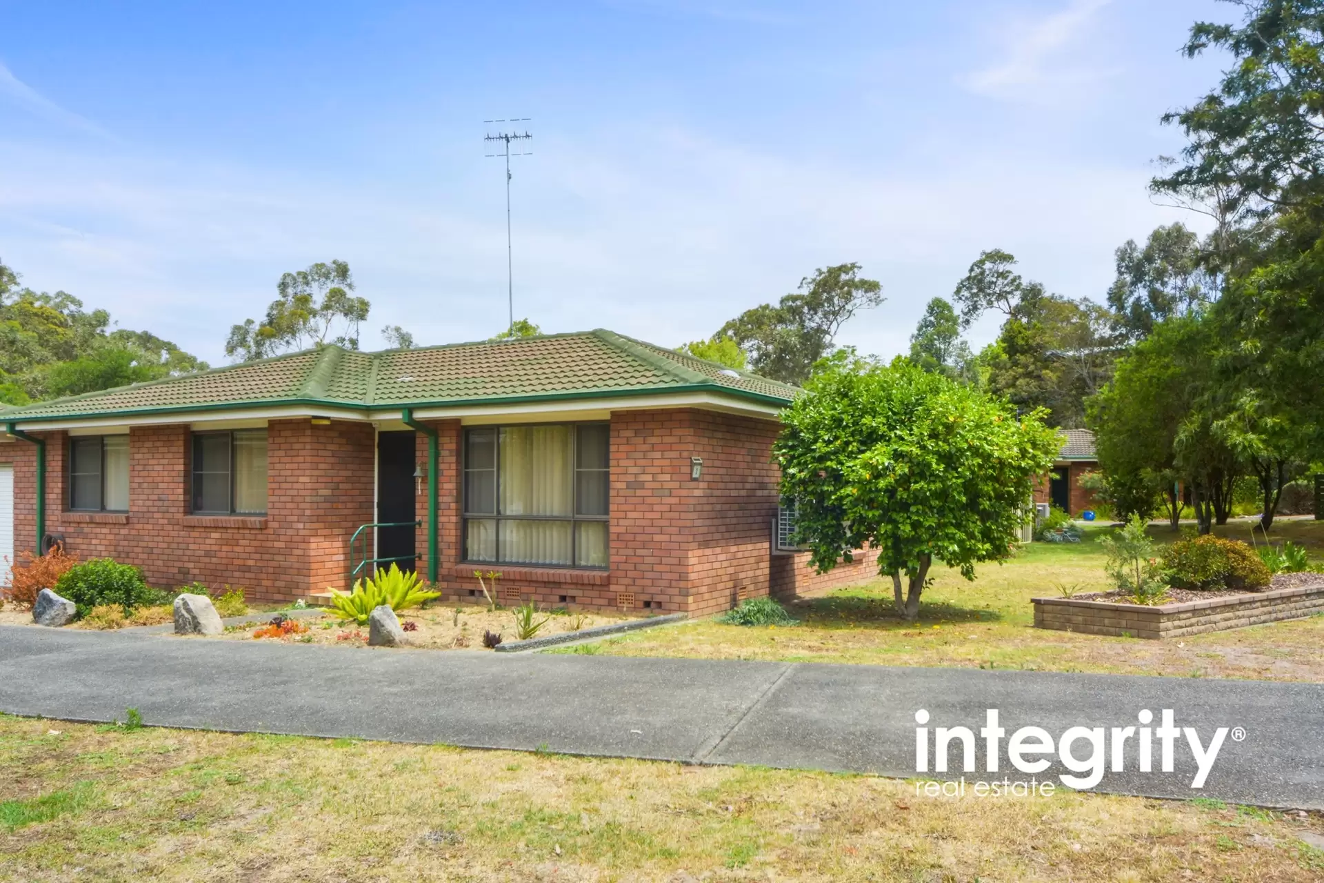 3/52 Tarawal Street, Bomaderry Sold by Integrity Real Estate - image 1