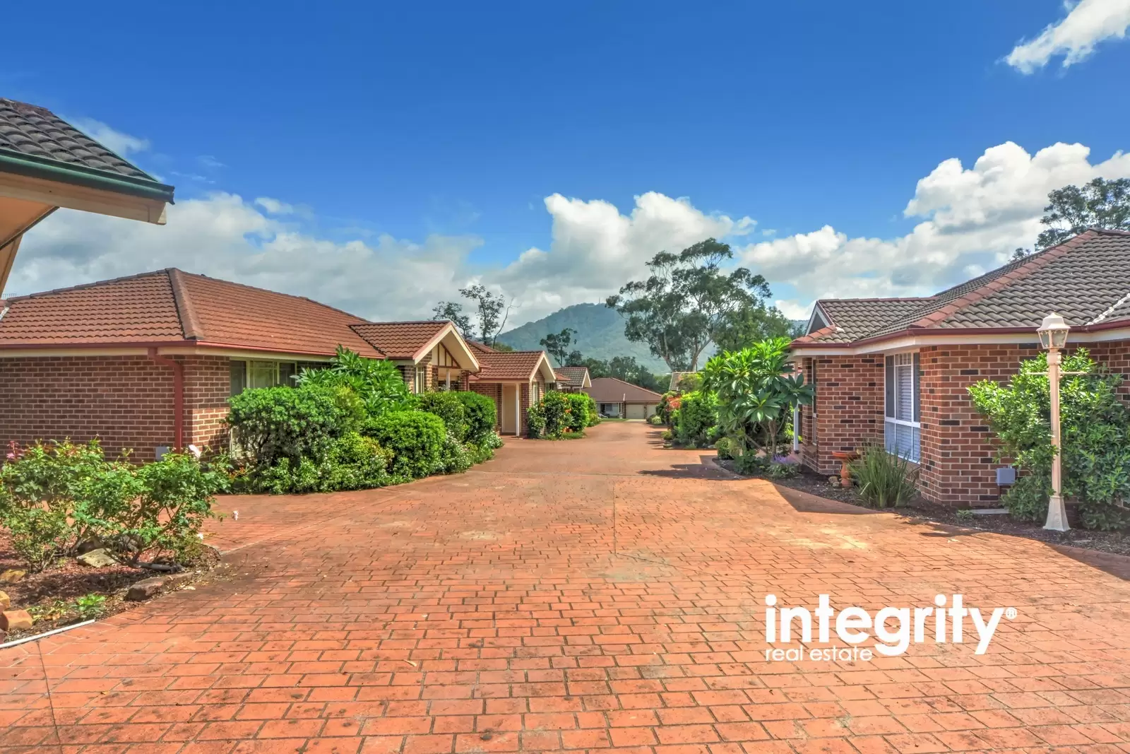 6/7 Hamilton Place, Bomaderry Sold by Integrity Real Estate - image 7