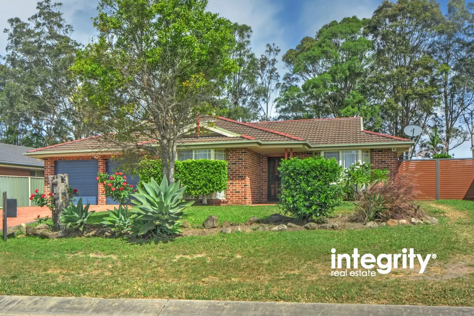 37 Illawarra Circuit, Worrigee Sold by Integrity Real Estate