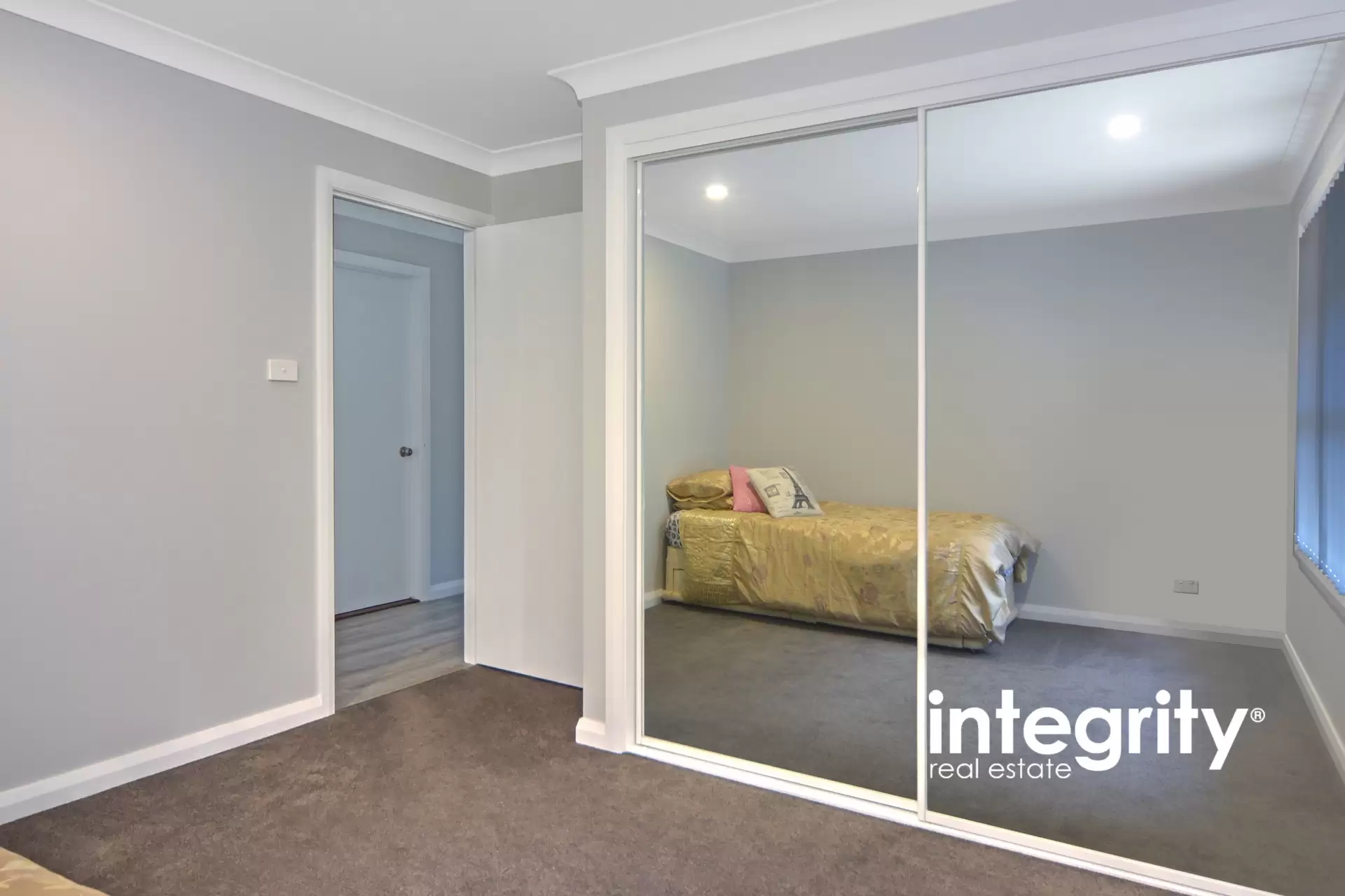 4/9 Harbour Boulevarde, Bomaderry Sold by Integrity Real Estate - image 5