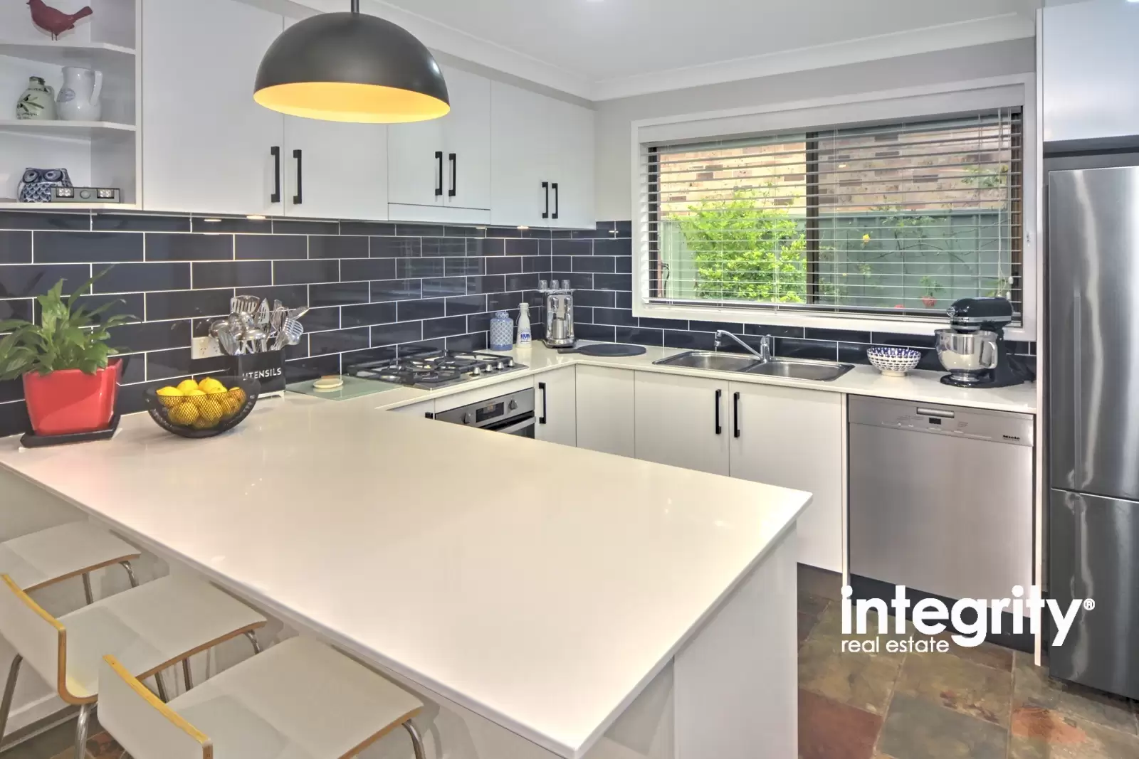 5 Romar Close, Bomaderry Sold by Integrity Real Estate - image 3