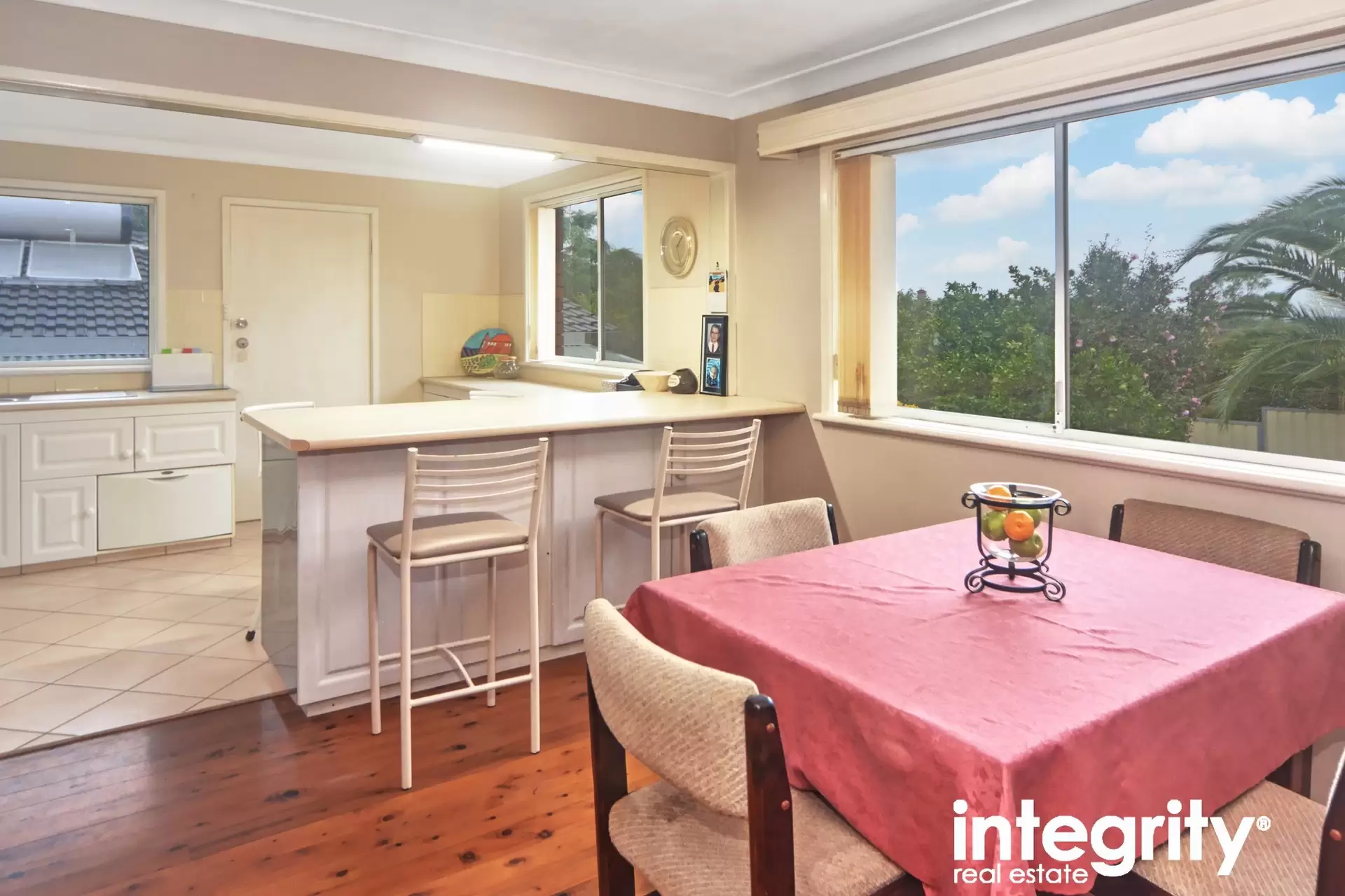 76 West Birriley Street, Bomaderry Sold by Integrity Real Estate - image 3
