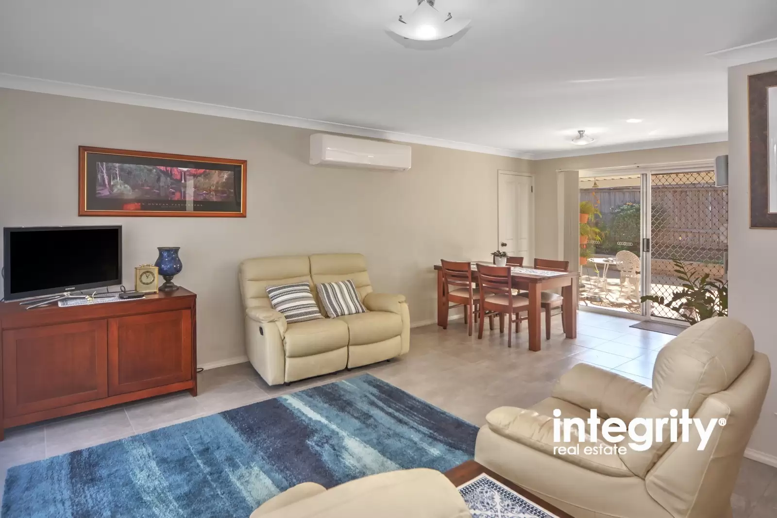 7/47 Brinawarr Street, Bomaderry Sold by Integrity Real Estate - image 2