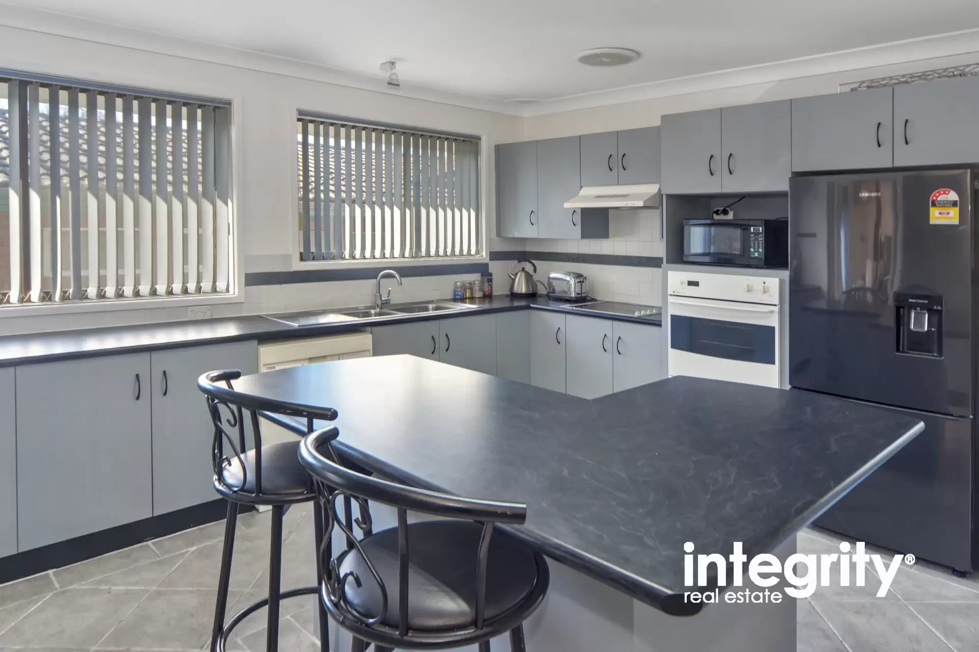 2 Jasmine Drive, Bomaderry Sold by Integrity Real Estate - image 4