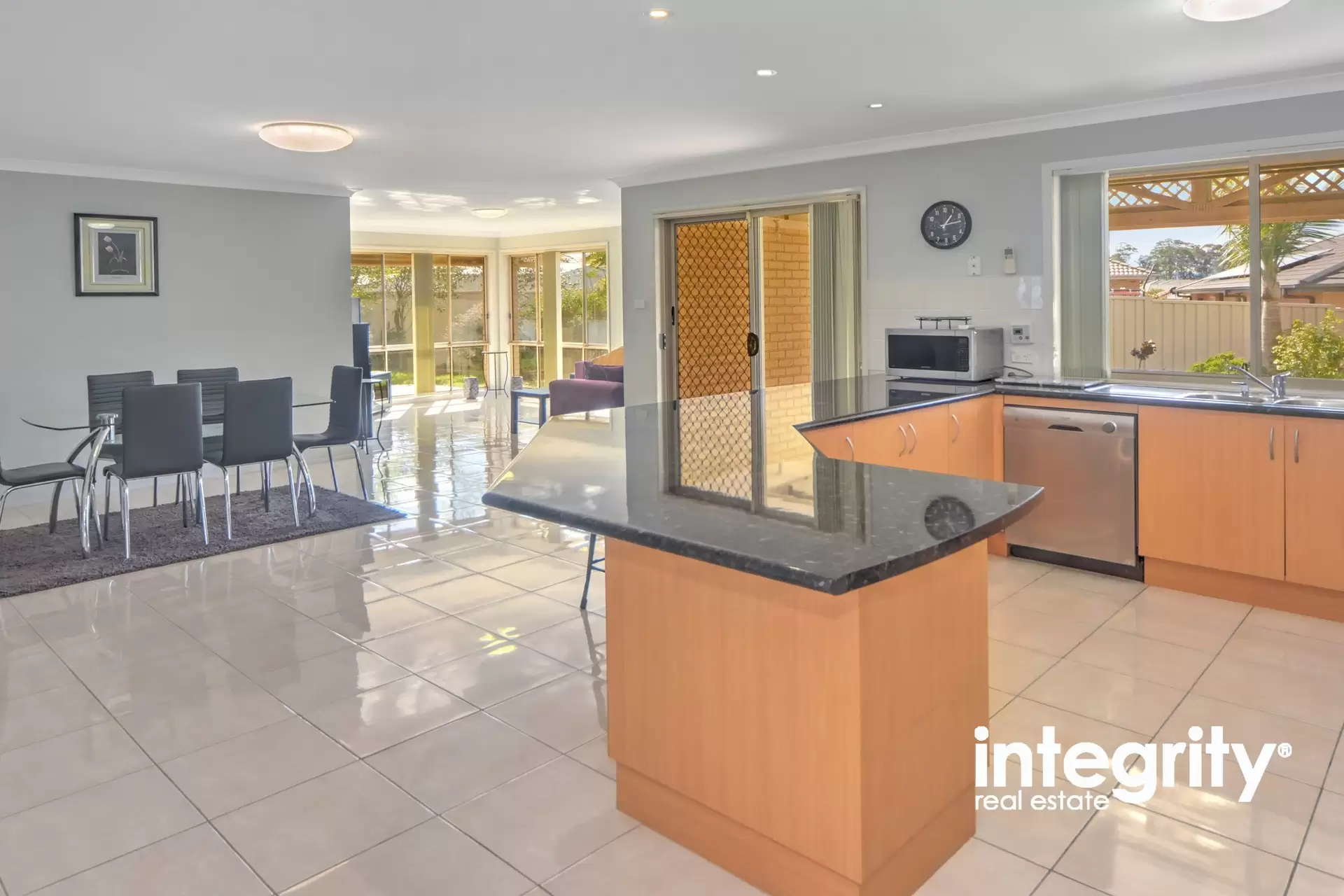 7 Sullivan Street, Worrigee Sold by Integrity Real Estate - image 3