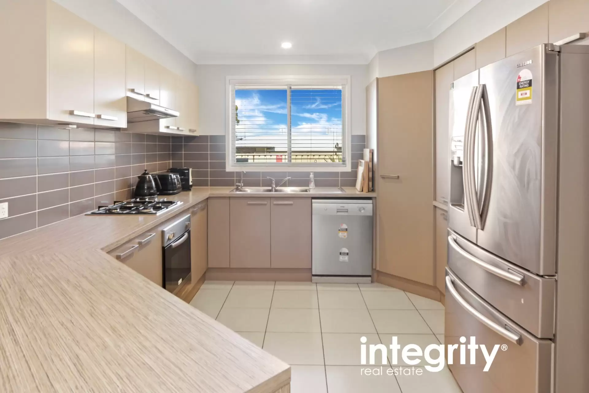 54 Rayleigh Drive, Worrigee Sold by Integrity Real Estate - image 3