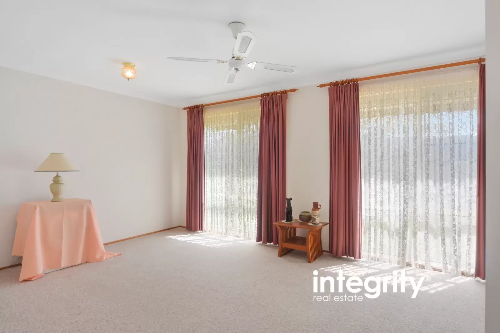 5 Hamilton Place, Bomaderry Sold by Integrity Real Estate - image 4