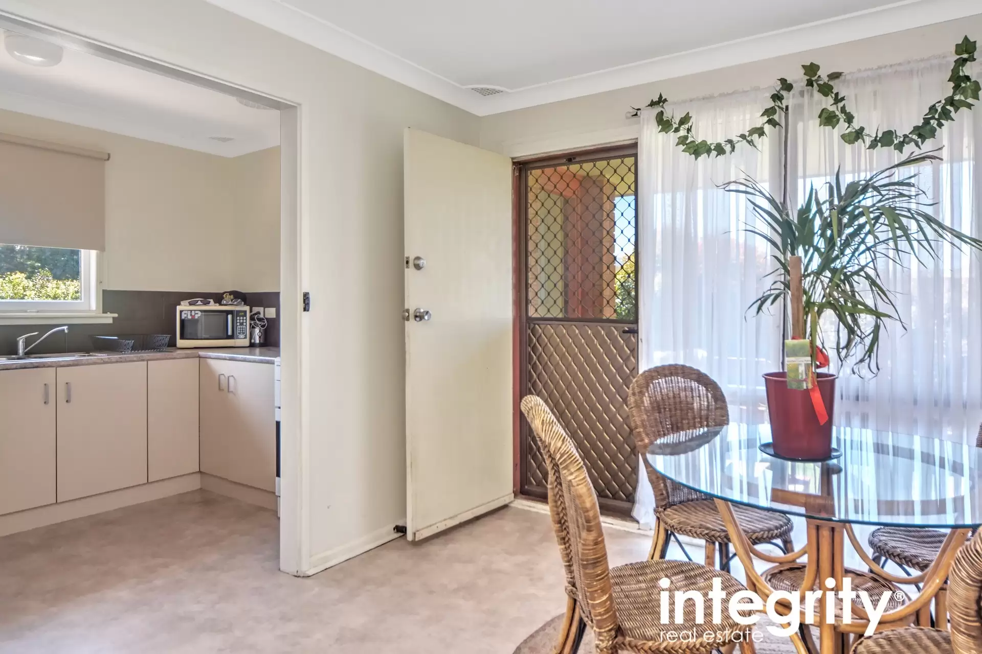 2 Alfred Street, Bomaderry Sold by Integrity Real Estate - image 4