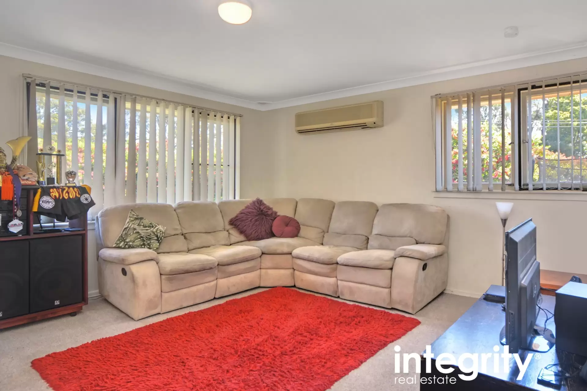 2 Alfred Street, Bomaderry Sold by Integrity Real Estate - image 2