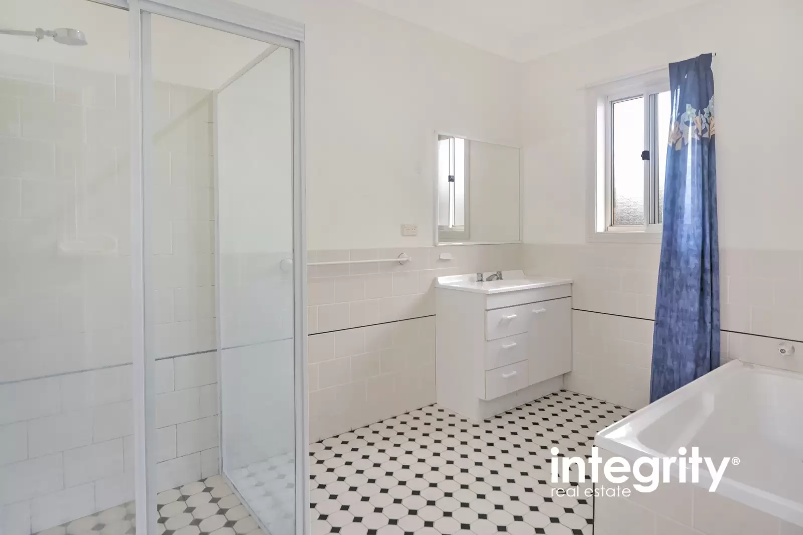 104 Jasmine Drive, Bomaderry Sold by Integrity Real Estate - image 6