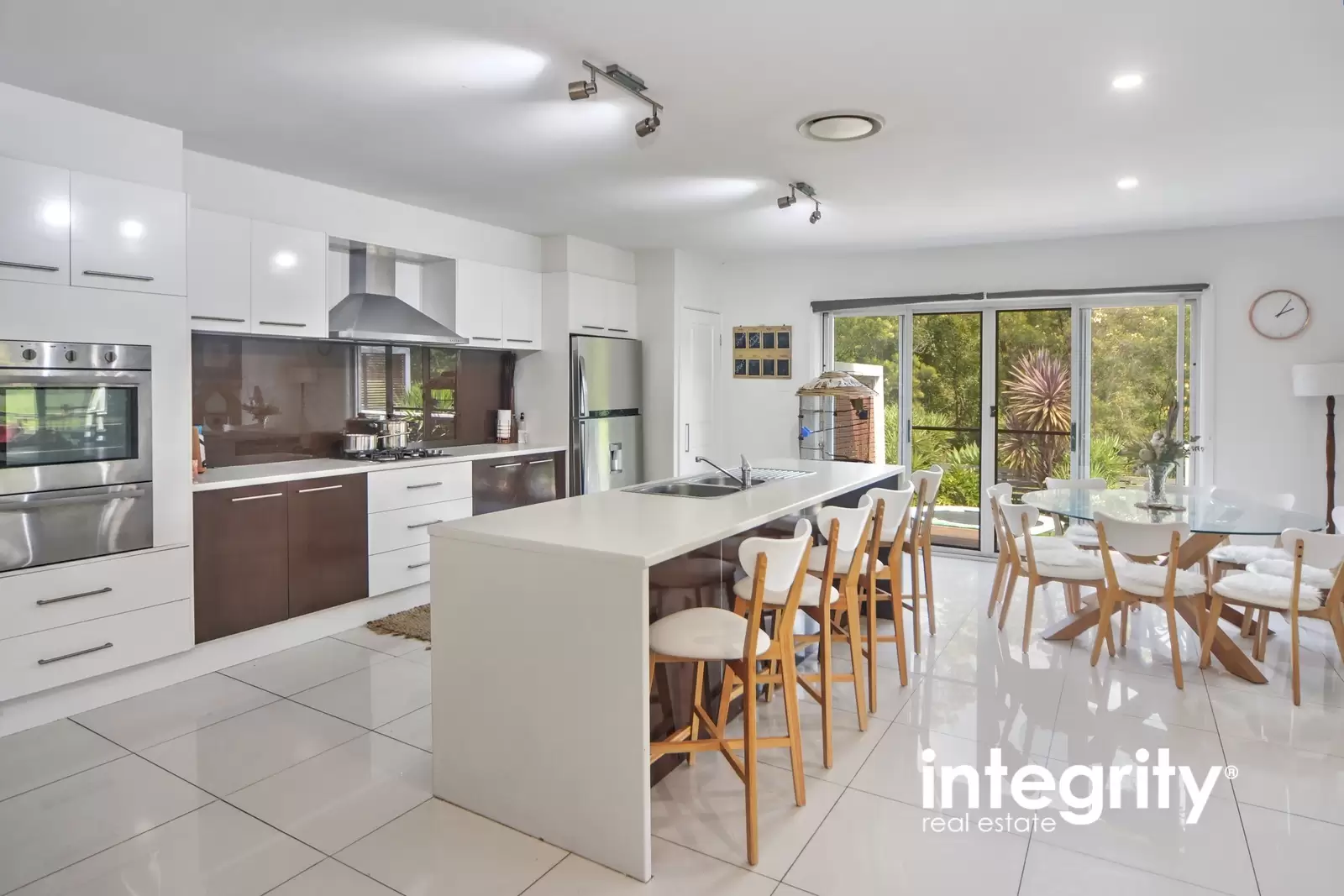 51 Emerald Drive, Meroo Meadow Sold by Integrity Real Estate - image 3
