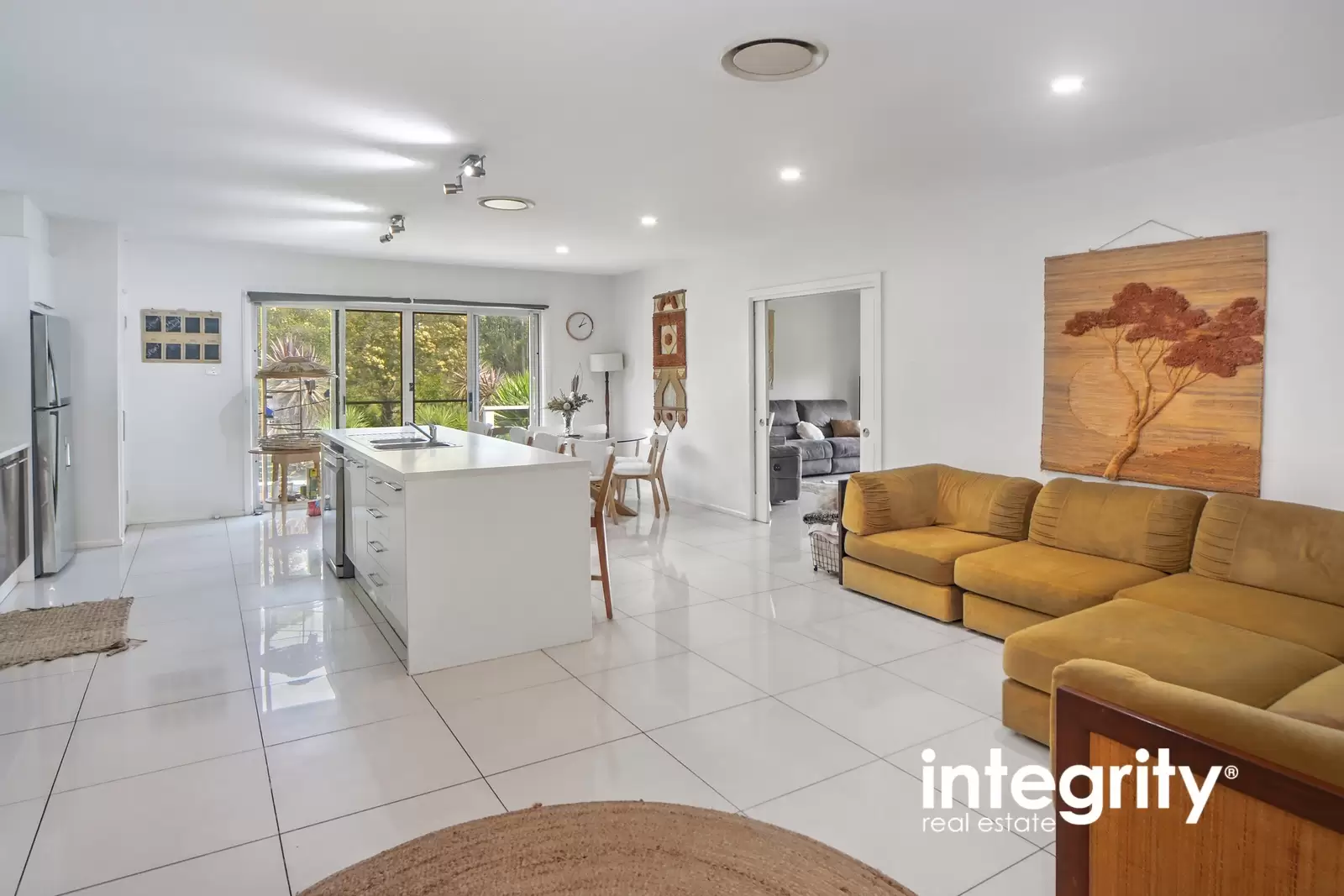 51 Emerald Drive, Meroo Meadow Sold by Integrity Real Estate - image 4