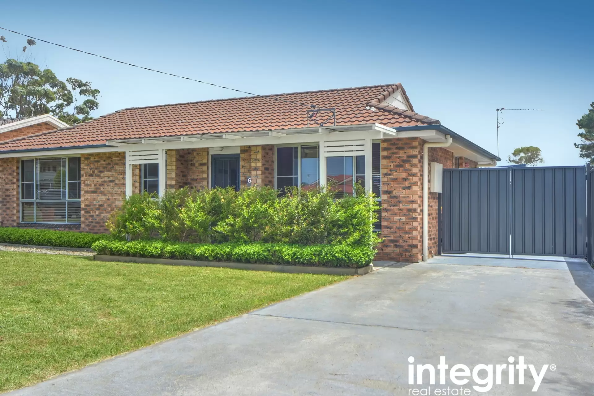 64 Carlton Crescent, Culburra Beach Sold by Integrity Real Estate - image 1